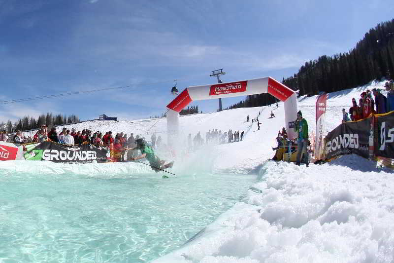 Falkensteiner Family Hotel Sonnenalpe ซอนเนนอัลเพอ นัสส์เฟลด์ ภายนอก รูปภาพ