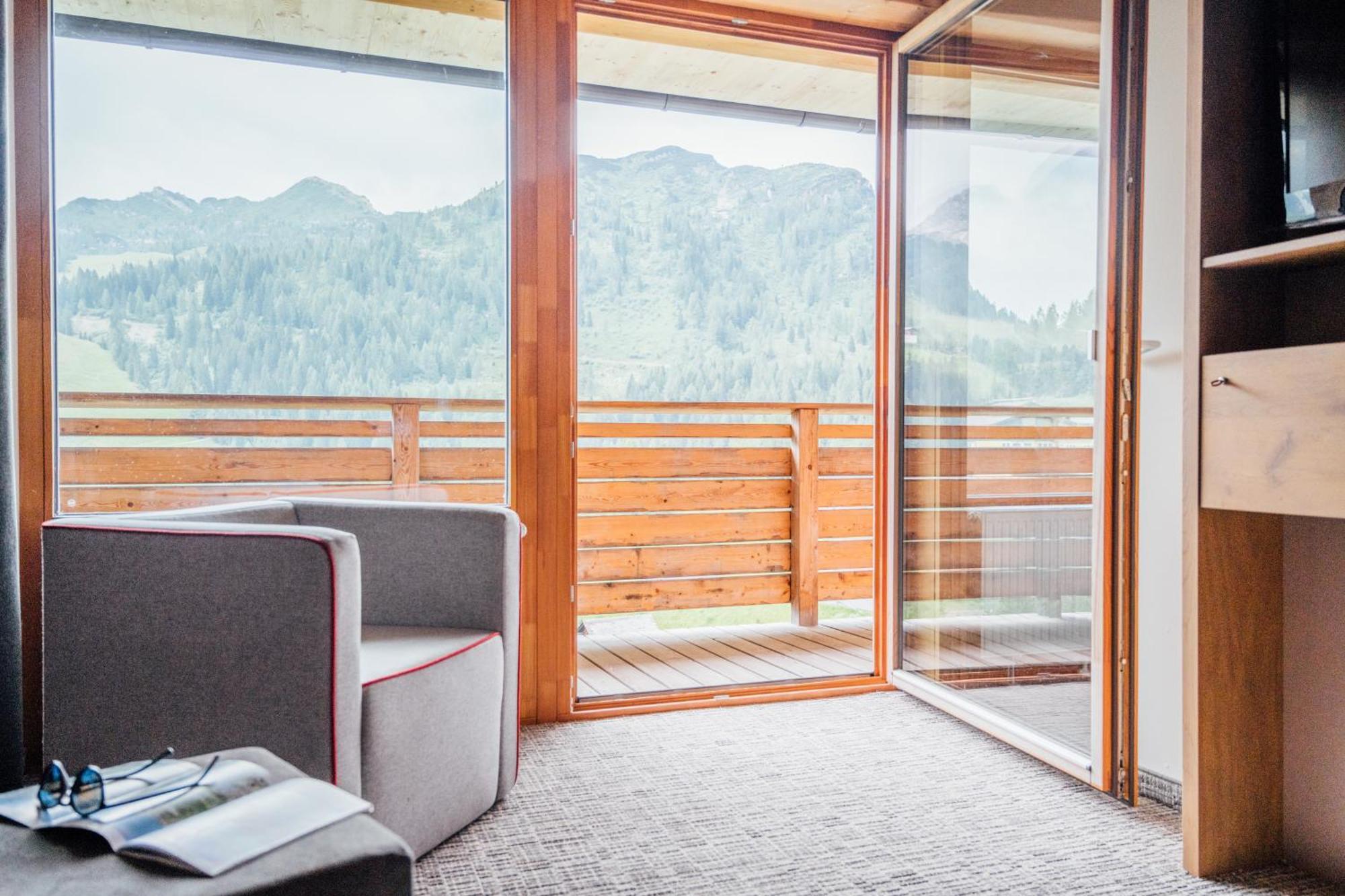 Falkensteiner Family Hotel Sonnenalpe ซอนเนนอัลเพอ นัสส์เฟลด์ ภายนอก รูปภาพ