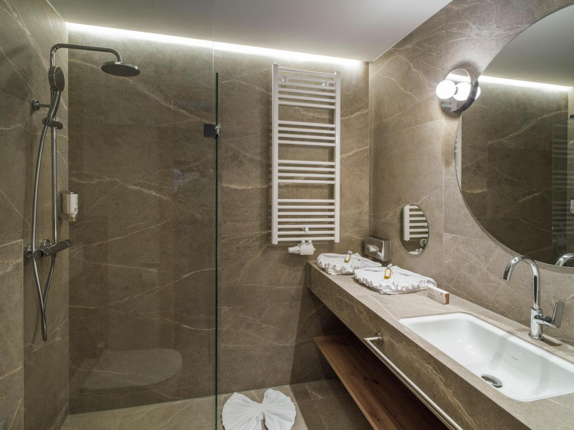 Falkensteiner Family Hotel Sonnenalpe ซอนเนนอัลเพอ นัสส์เฟลด์ ห้อง รูปภาพ