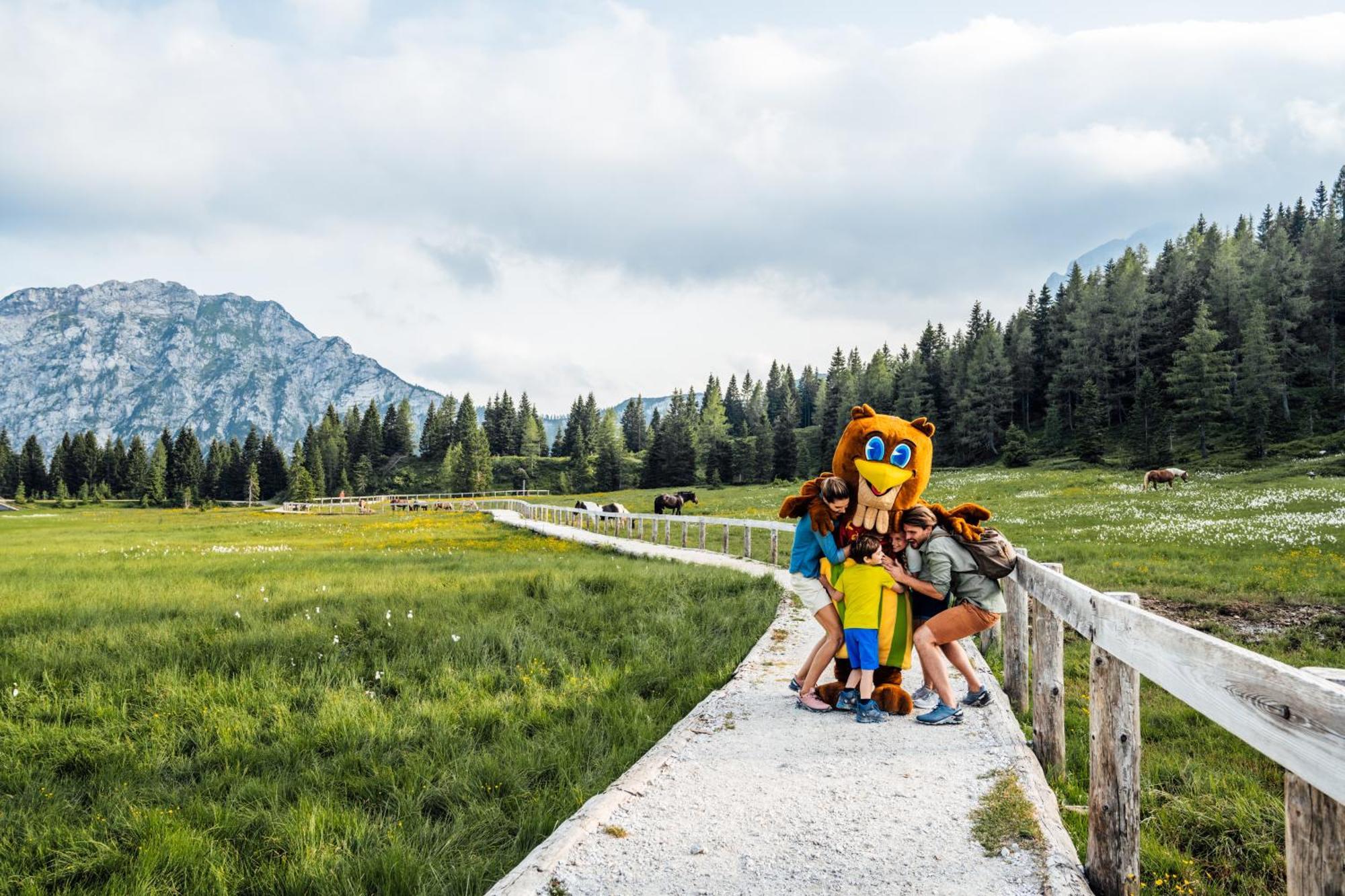 Falkensteiner Family Hotel Sonnenalpe ซอนเนนอัลเพอ นัสส์เฟลด์ ภายนอก รูปภาพ