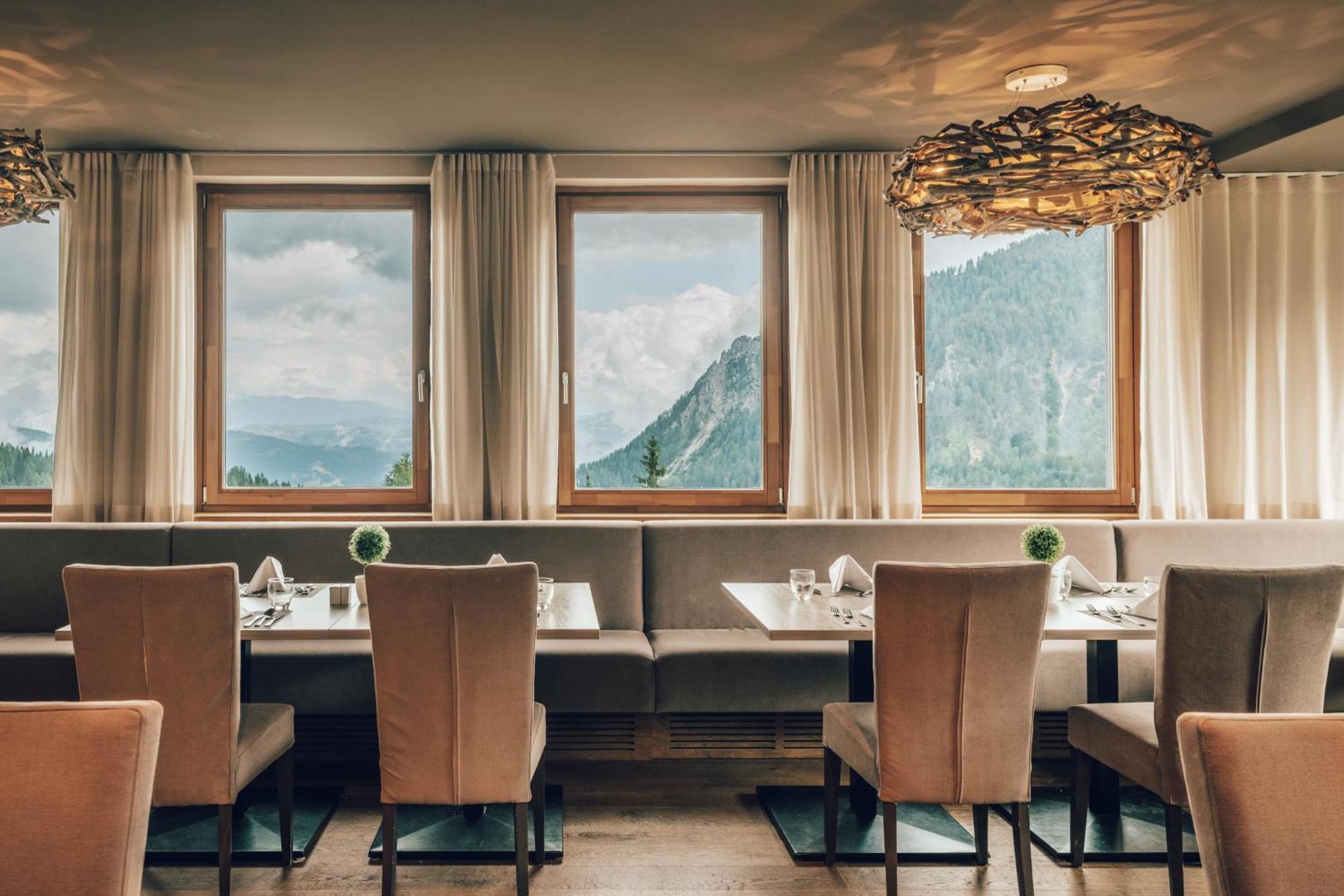 Falkensteiner Family Hotel Sonnenalpe ซอนเนนอัลเพอ นัสส์เฟลด์ ภายนอก รูปภาพ